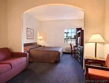 Hotel Super 8 Monett Zimmer foto